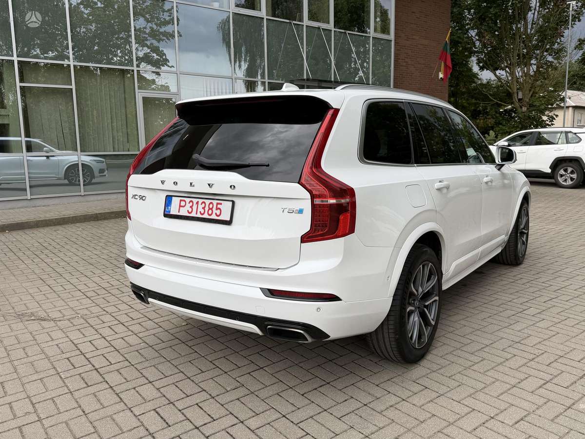 Volvo XC90 - 7