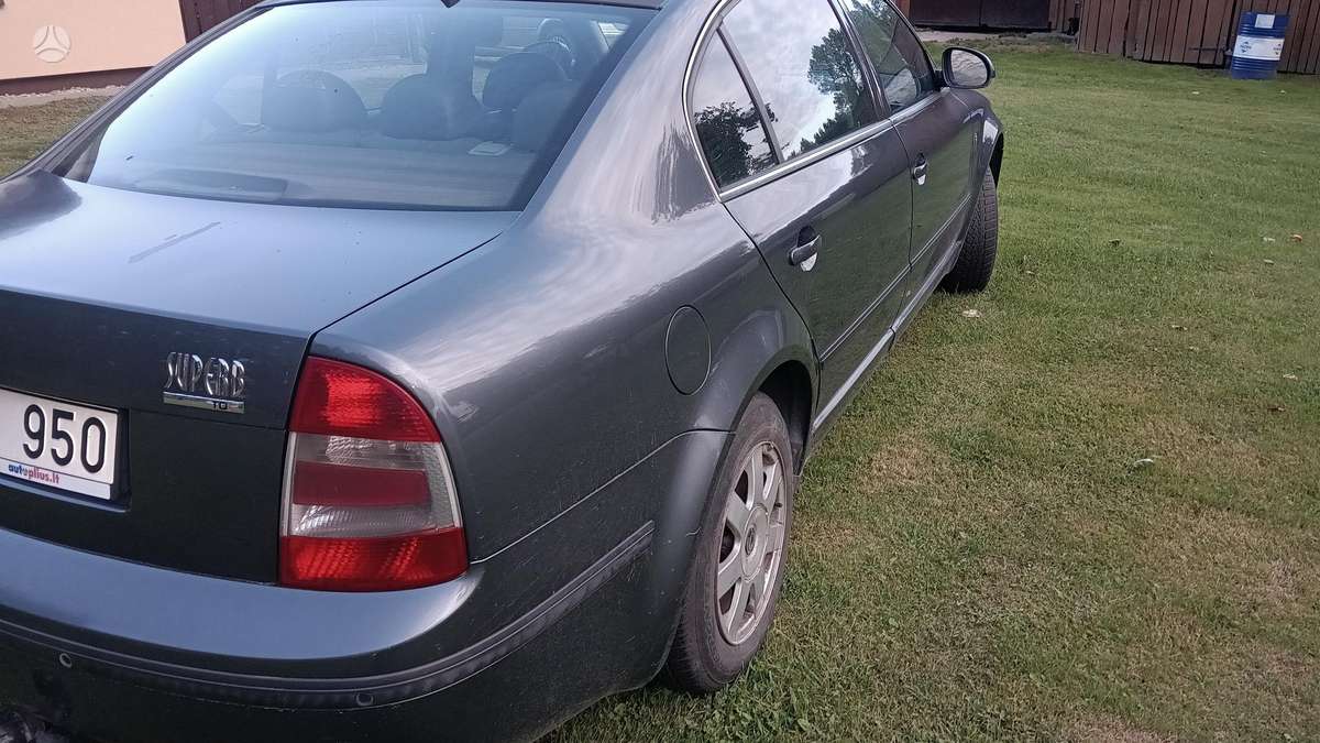Skoda Superb, 2.0 l., Седан
