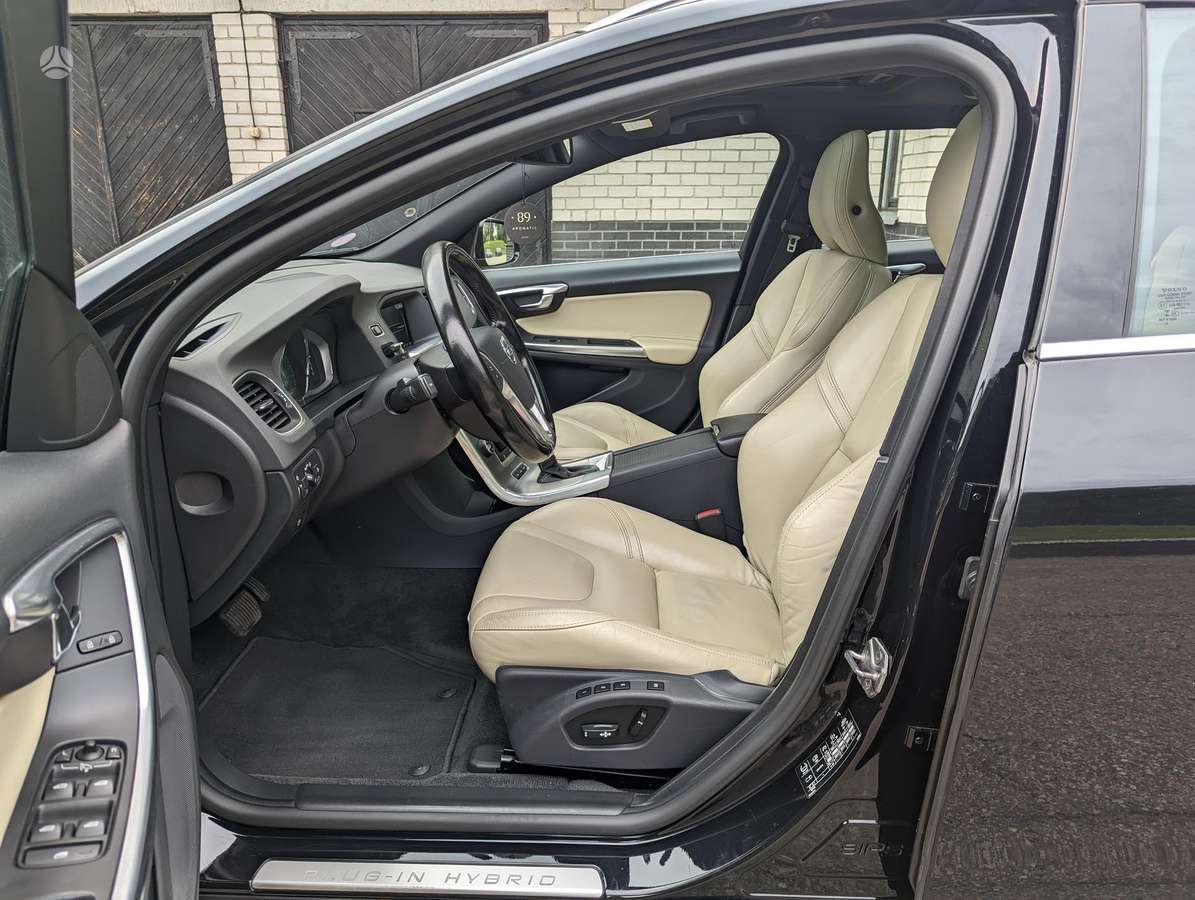 Volvo V60, 2.4 l., Универсал