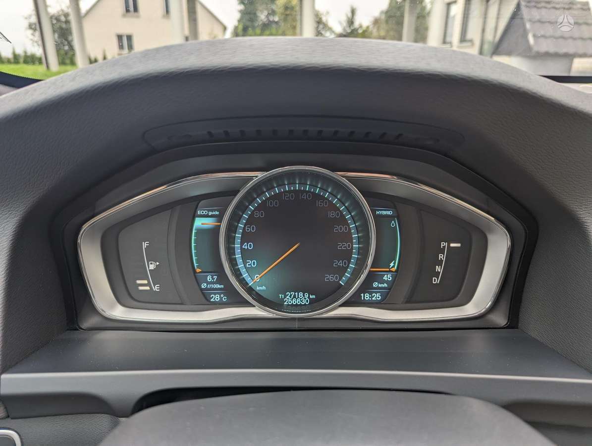 Volvo V60, 2.4 l., Универсал
