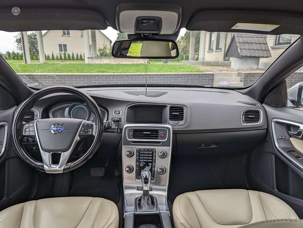 Volvo V60, 2.4 l., Универсал