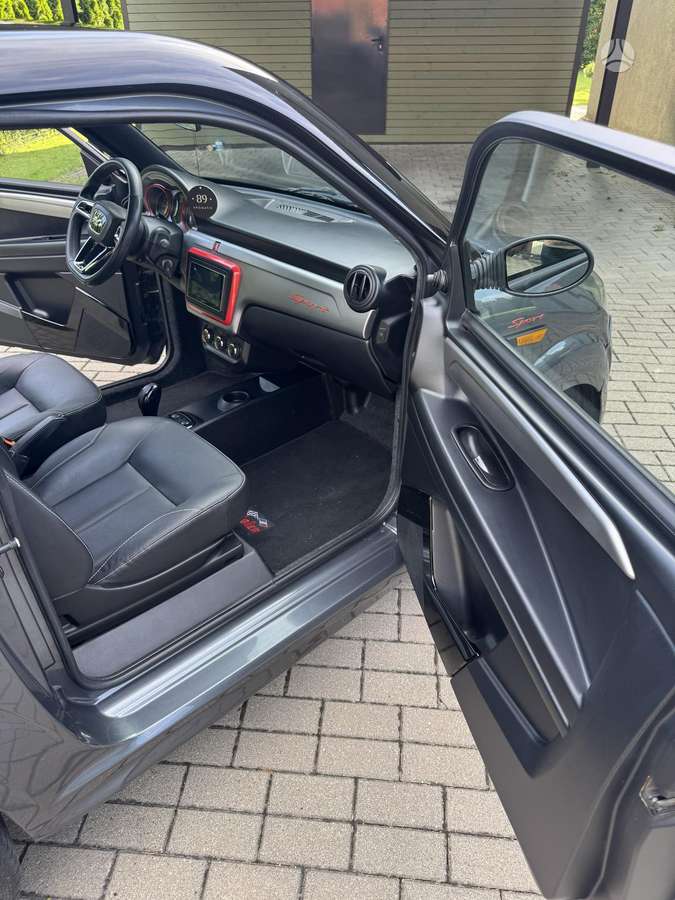 Ligier JS50, 0.5 l., Хэтчбек