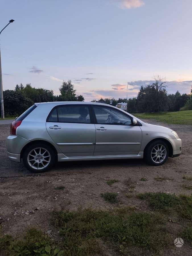 Toyota Corolla - 3