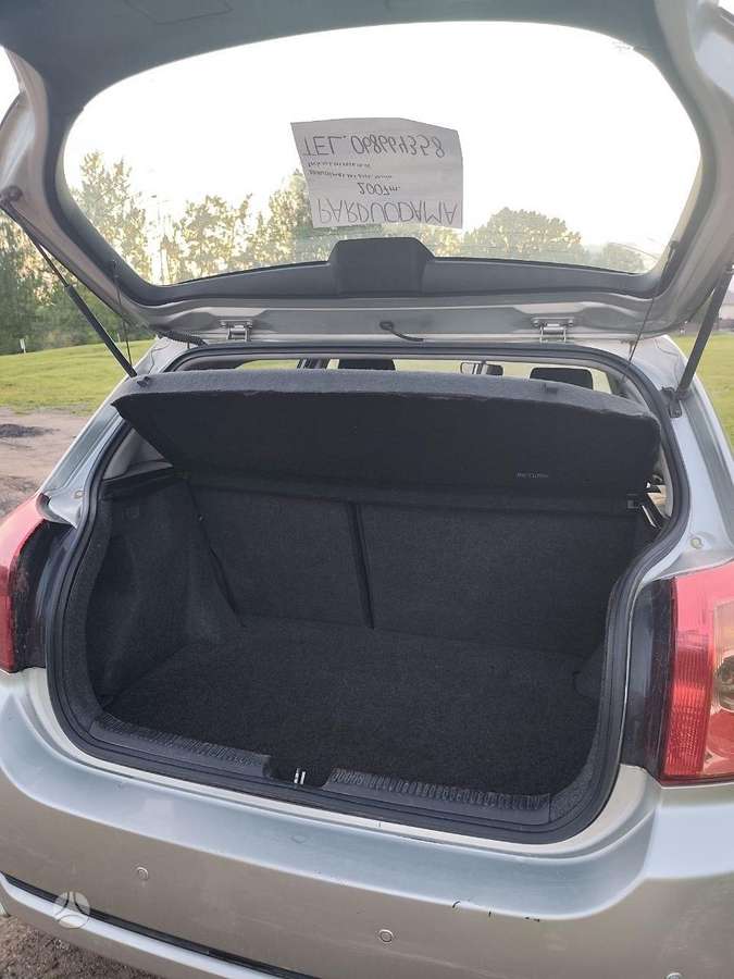 Toyota Corolla - 7