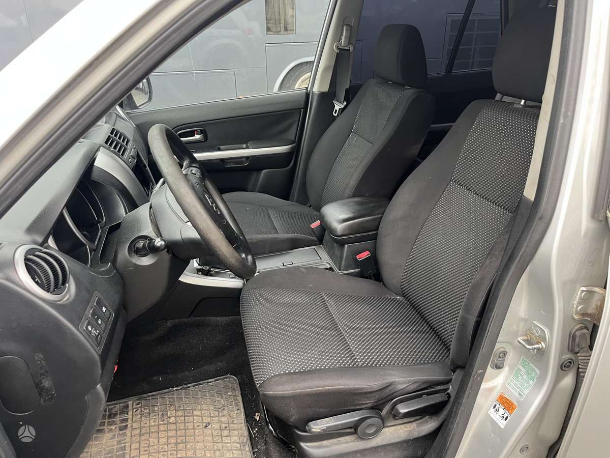 Suzuki Vitara - 6