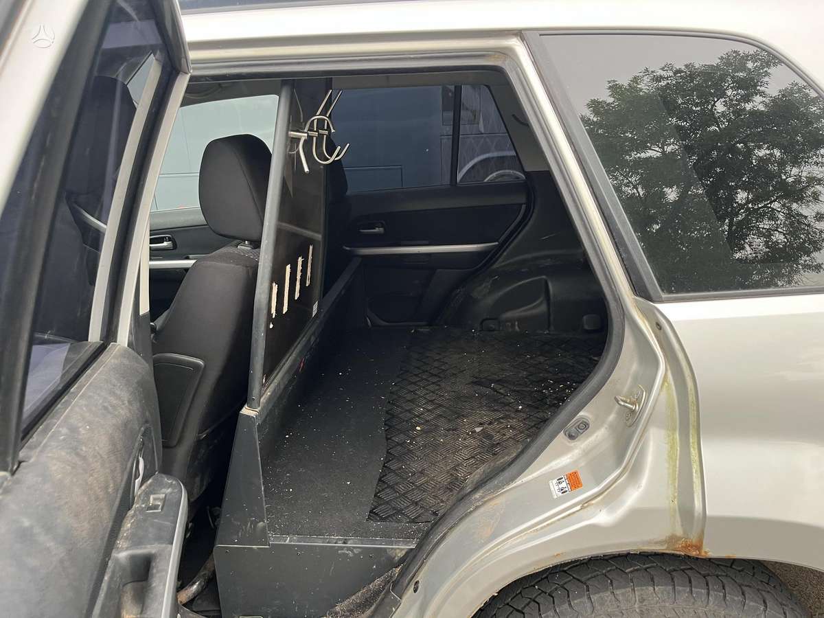 Suzuki Vitara - 7