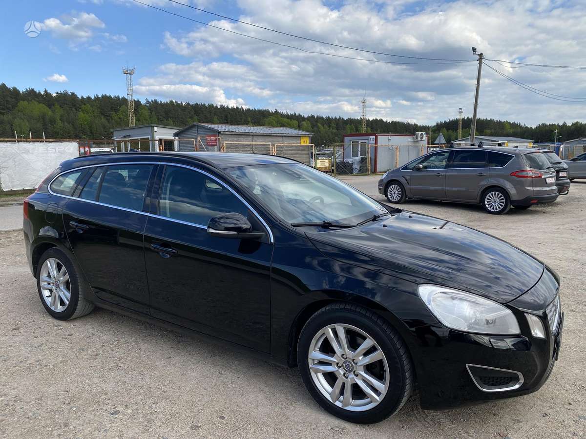 Volvo V60, 2.0 l., Универсал