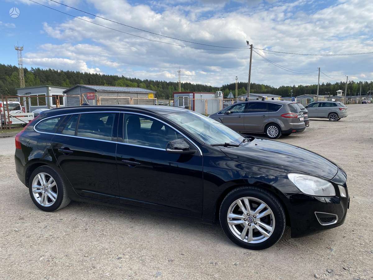 Volvo V60, 2.0 l., Универсал