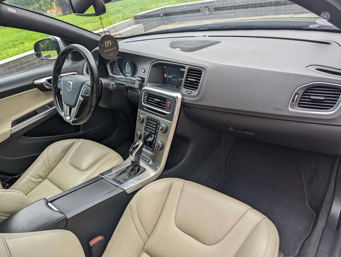 Volvo V60, 2.4 l., Универсал