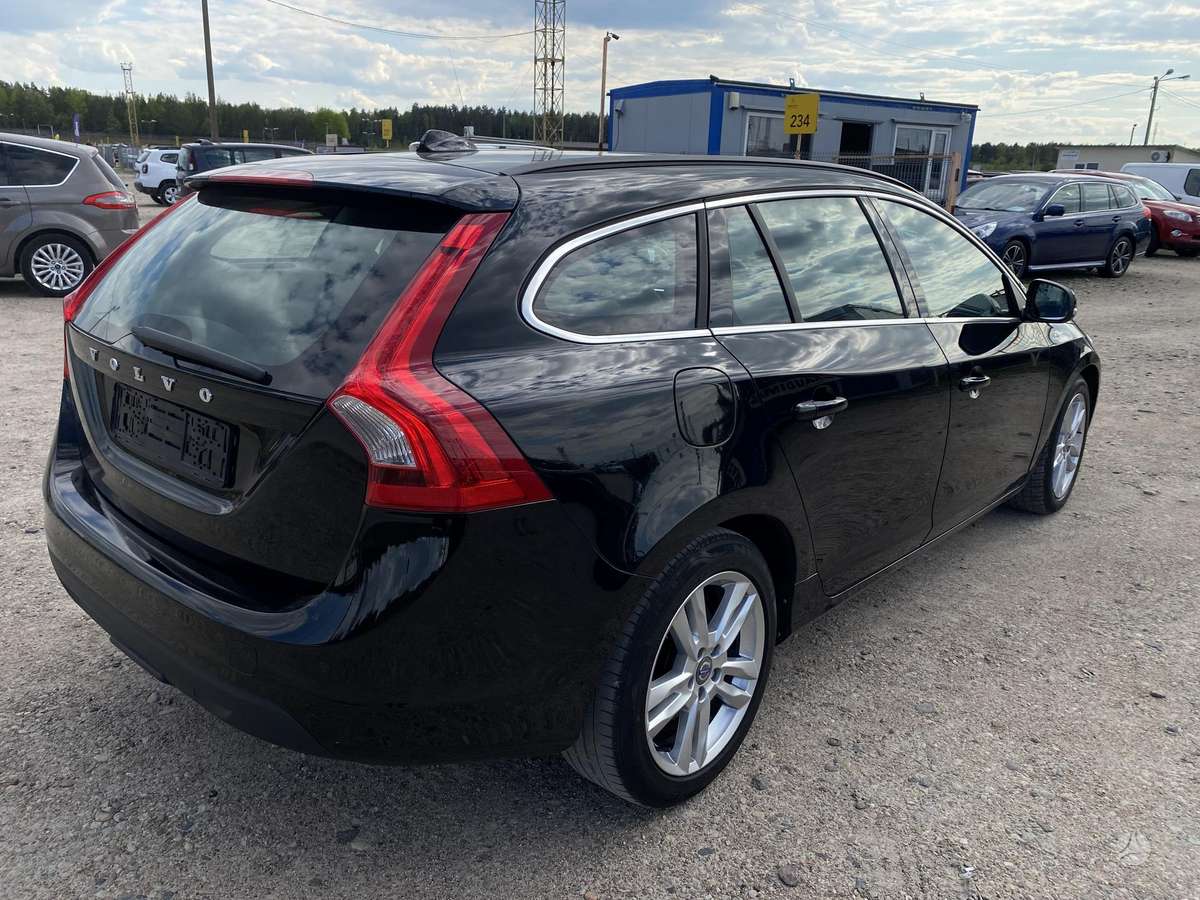 Volvo V60, 2.0 l., Универсал
