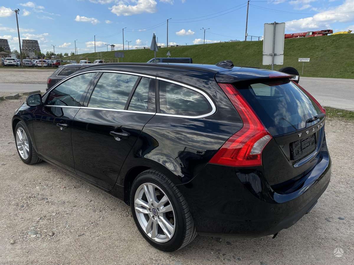 Volvo V60, 2.0 l., Универсал