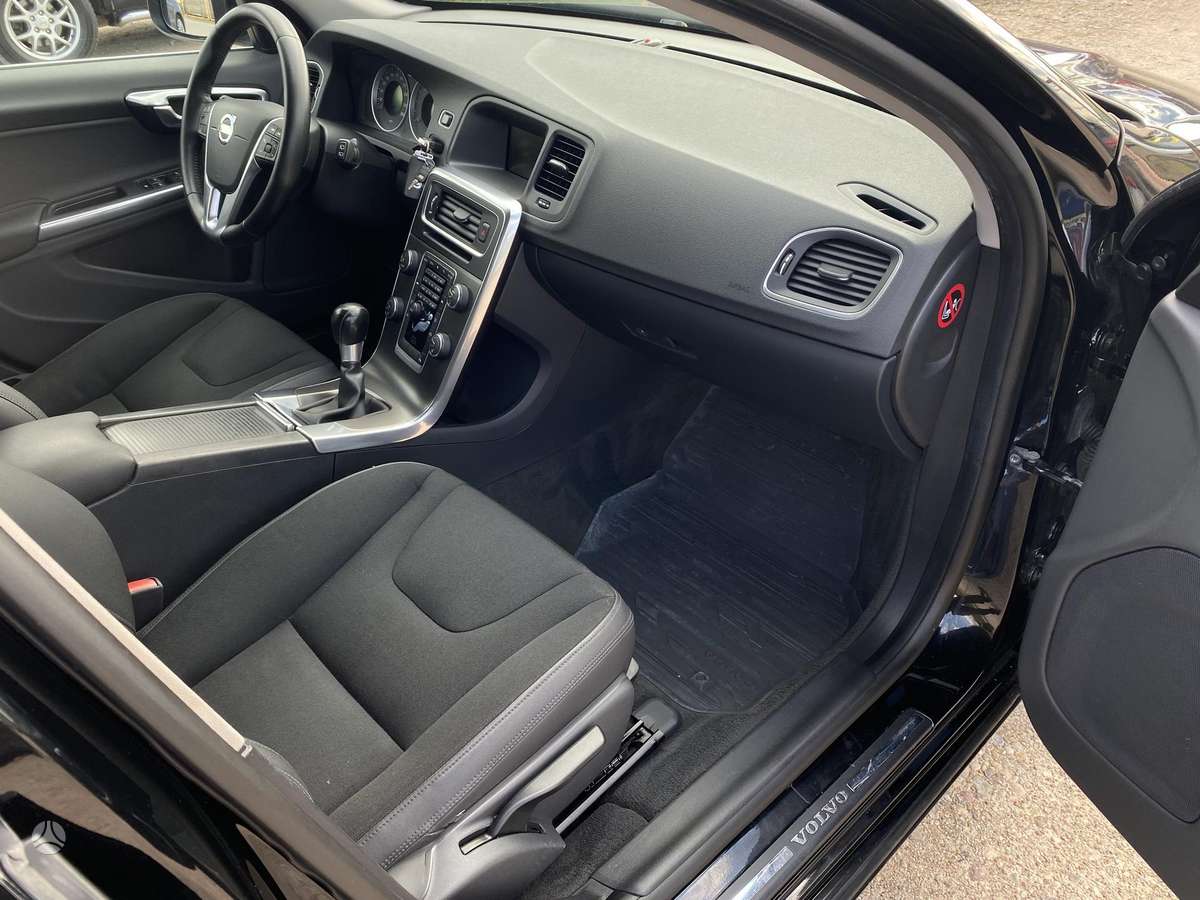 Volvo V60, 2.0 l., Универсал