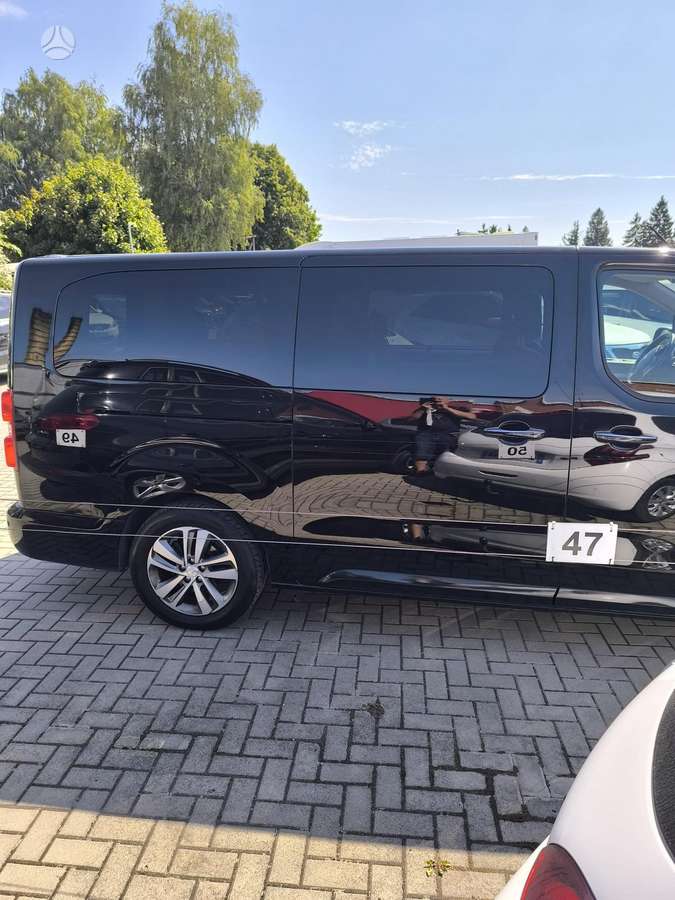 Peugeot Traveller - 6