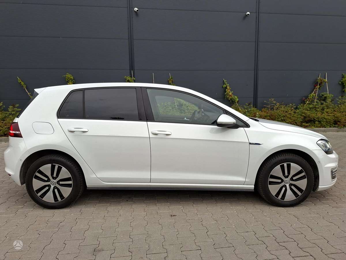 Volkswagen Golf - 7