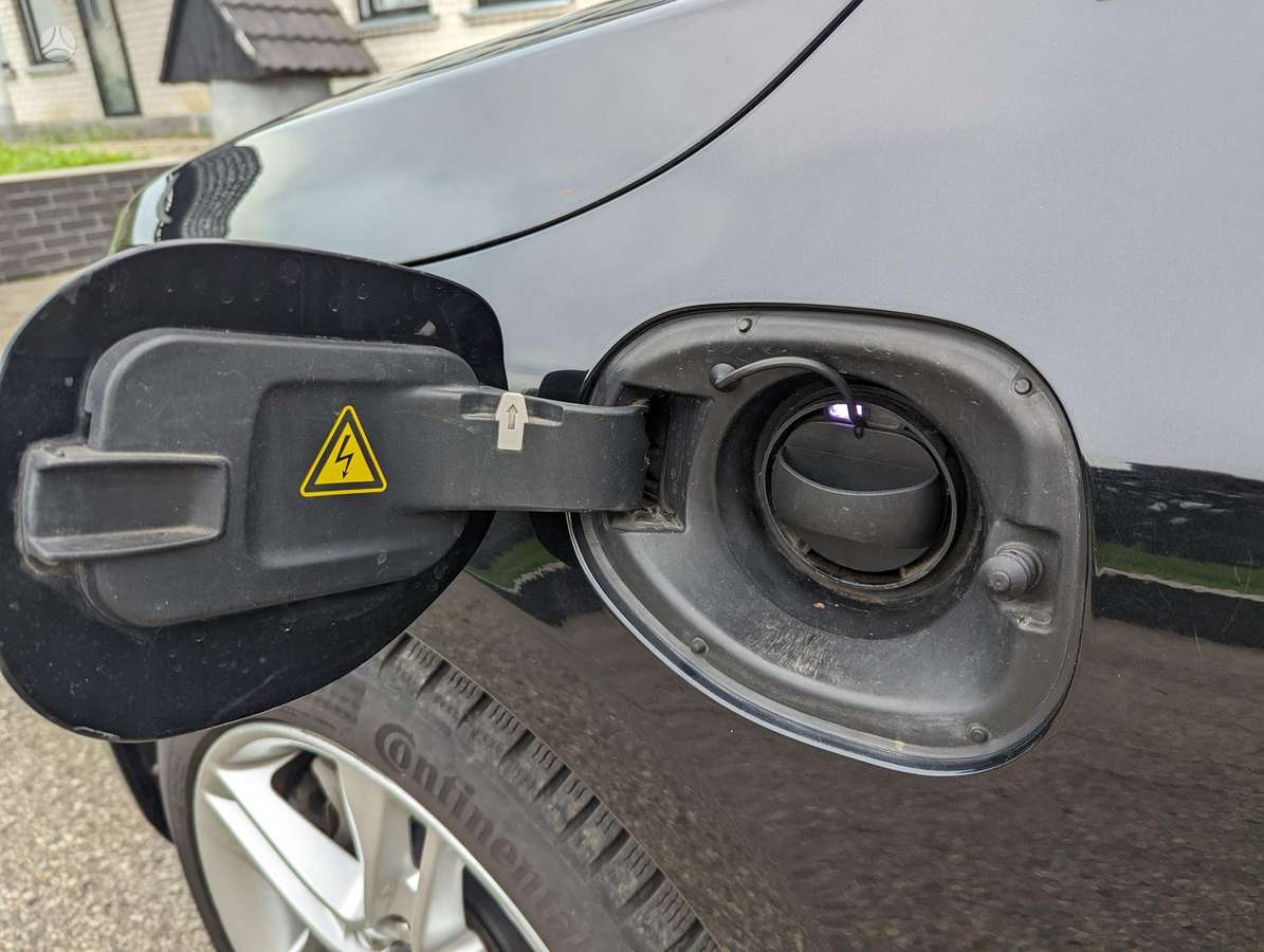 Volvo V60, 2.4 l., Универсал