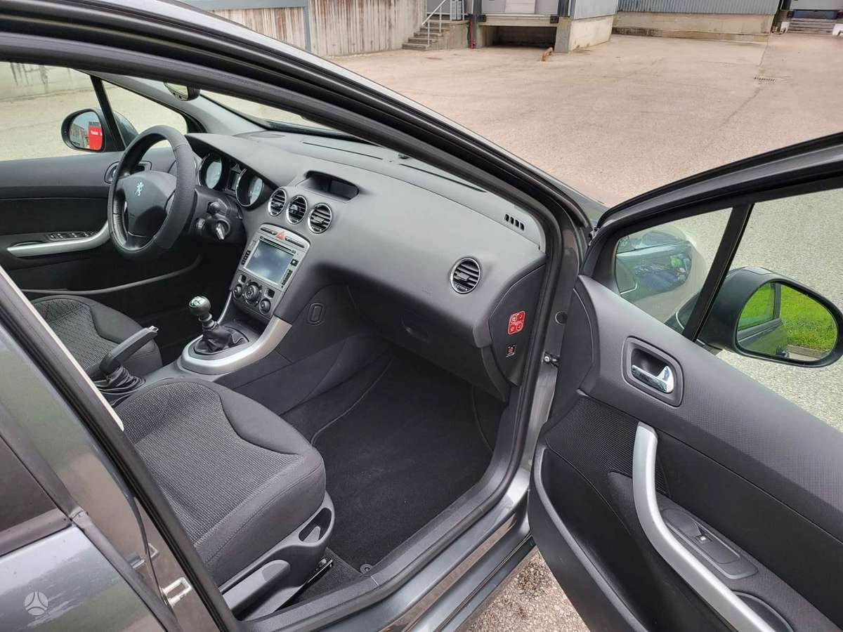 Peugeot 308, 1.6 l., Универсал