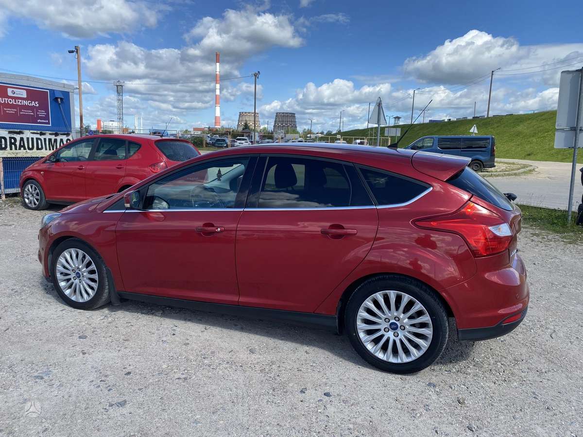 Ford Focus, 1.6 l., hatchback