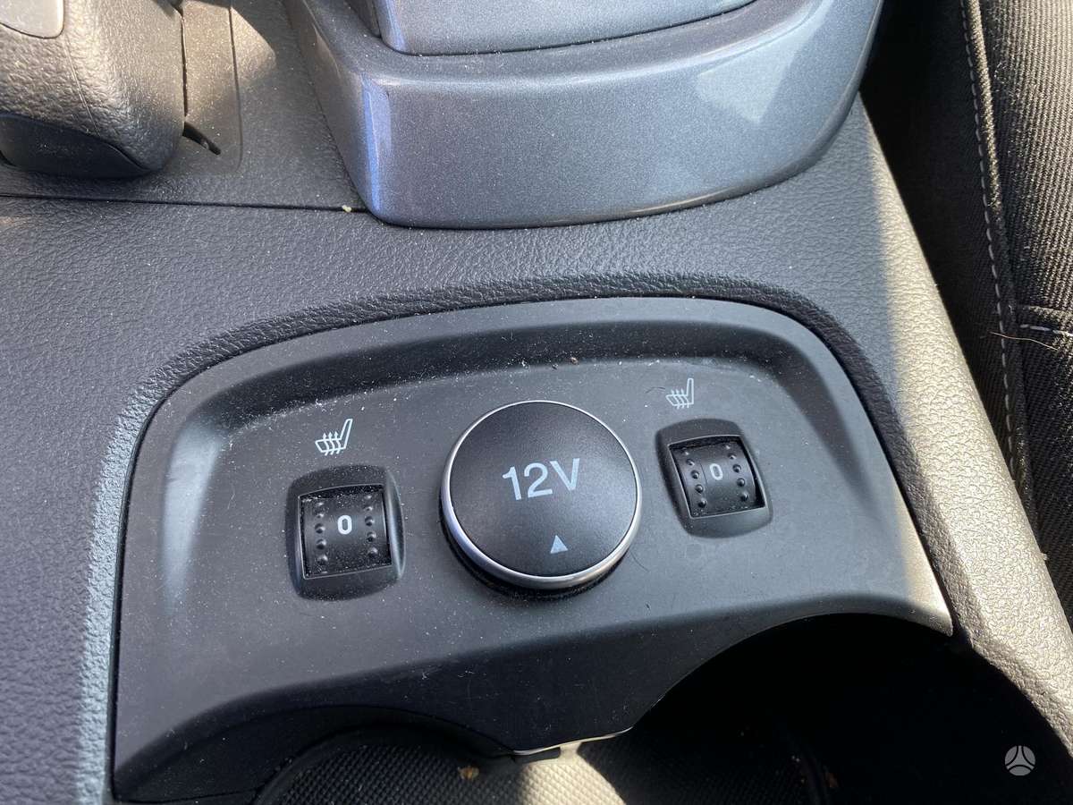 Ford Focus, 1.6 l., hatchback