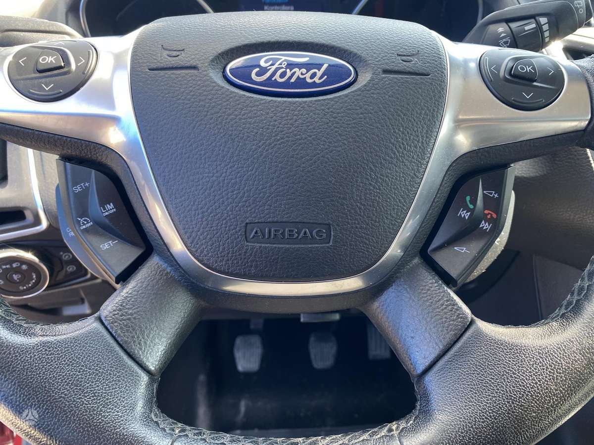 Ford Focus, 1.6 l., hatchback