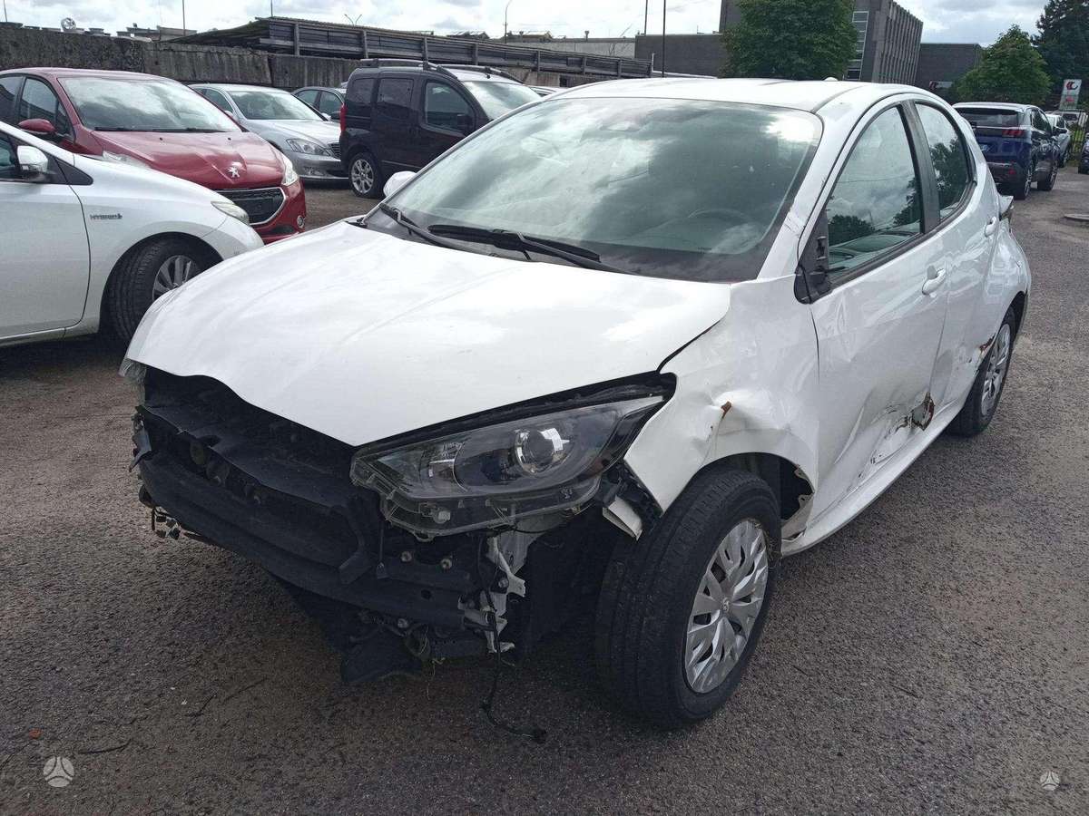 Toyota Yaris - 8