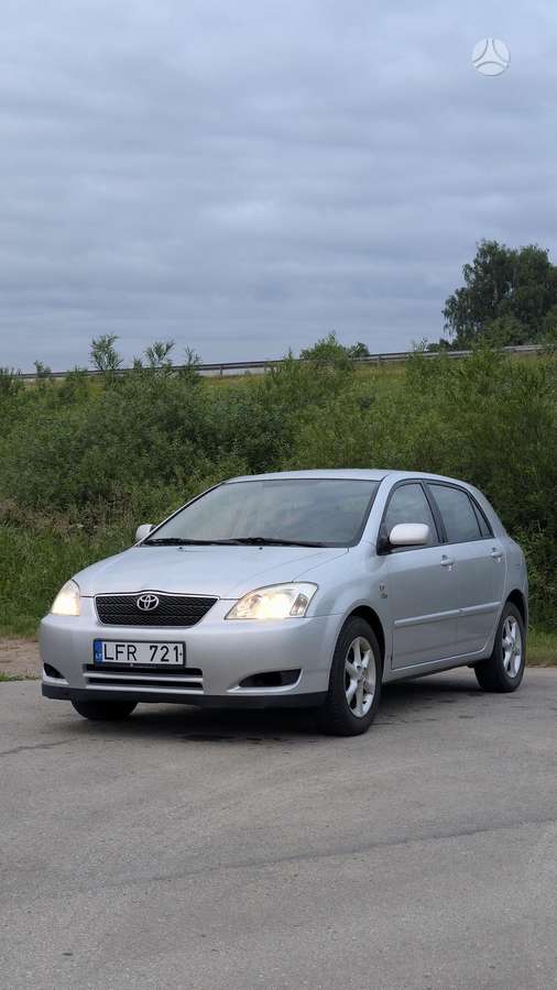 Toyota Corolla - 2