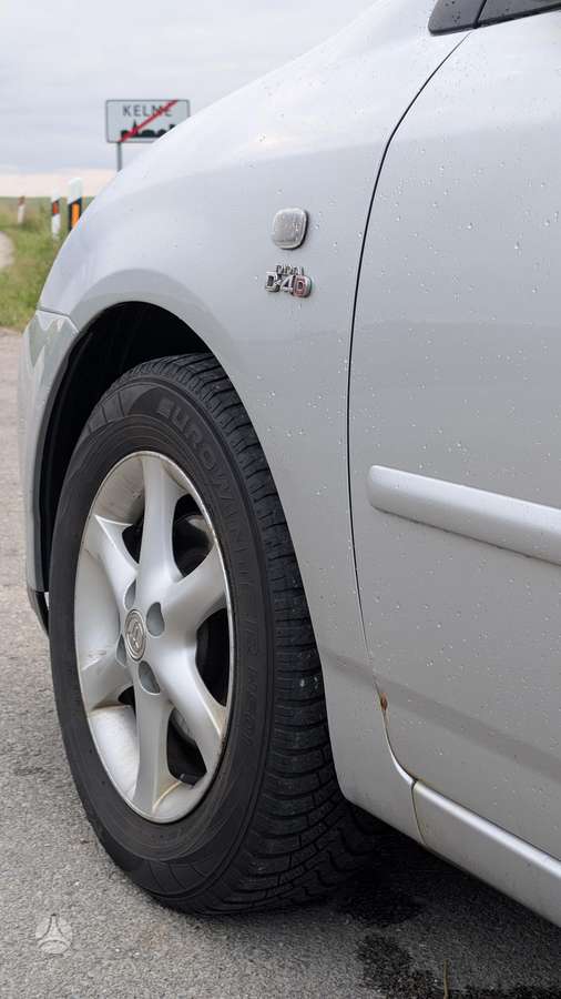 Toyota Corolla - 8