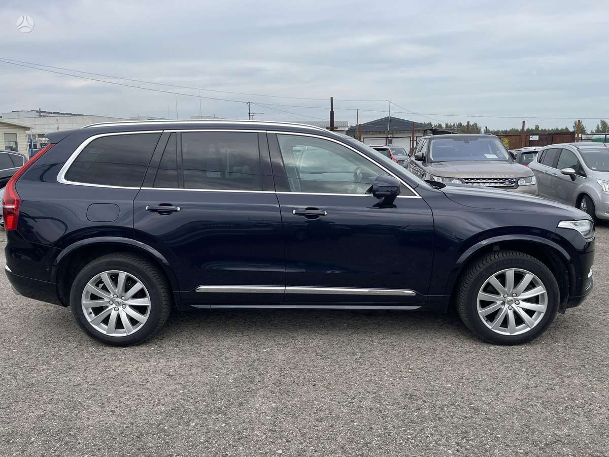 Volvo XC90 - 4