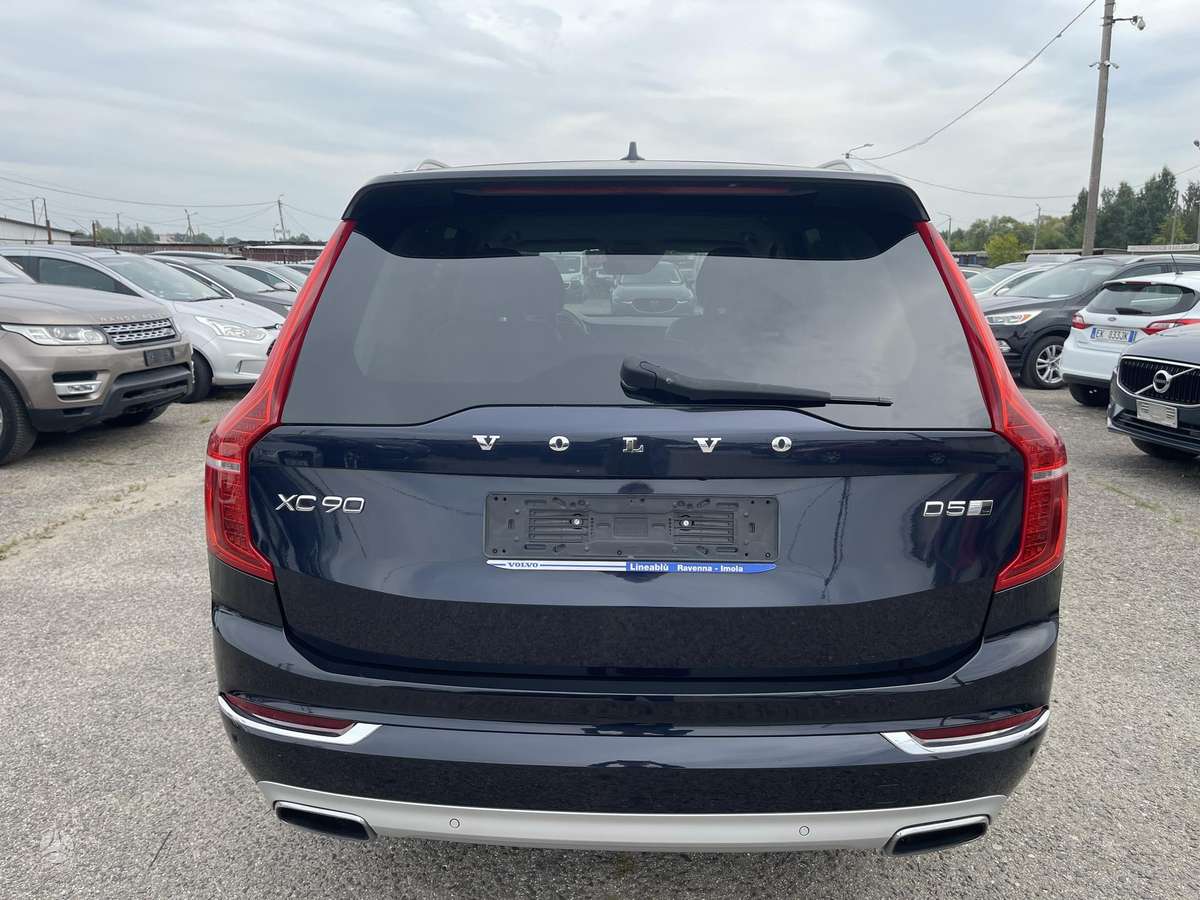 Volvo XC90 - 6