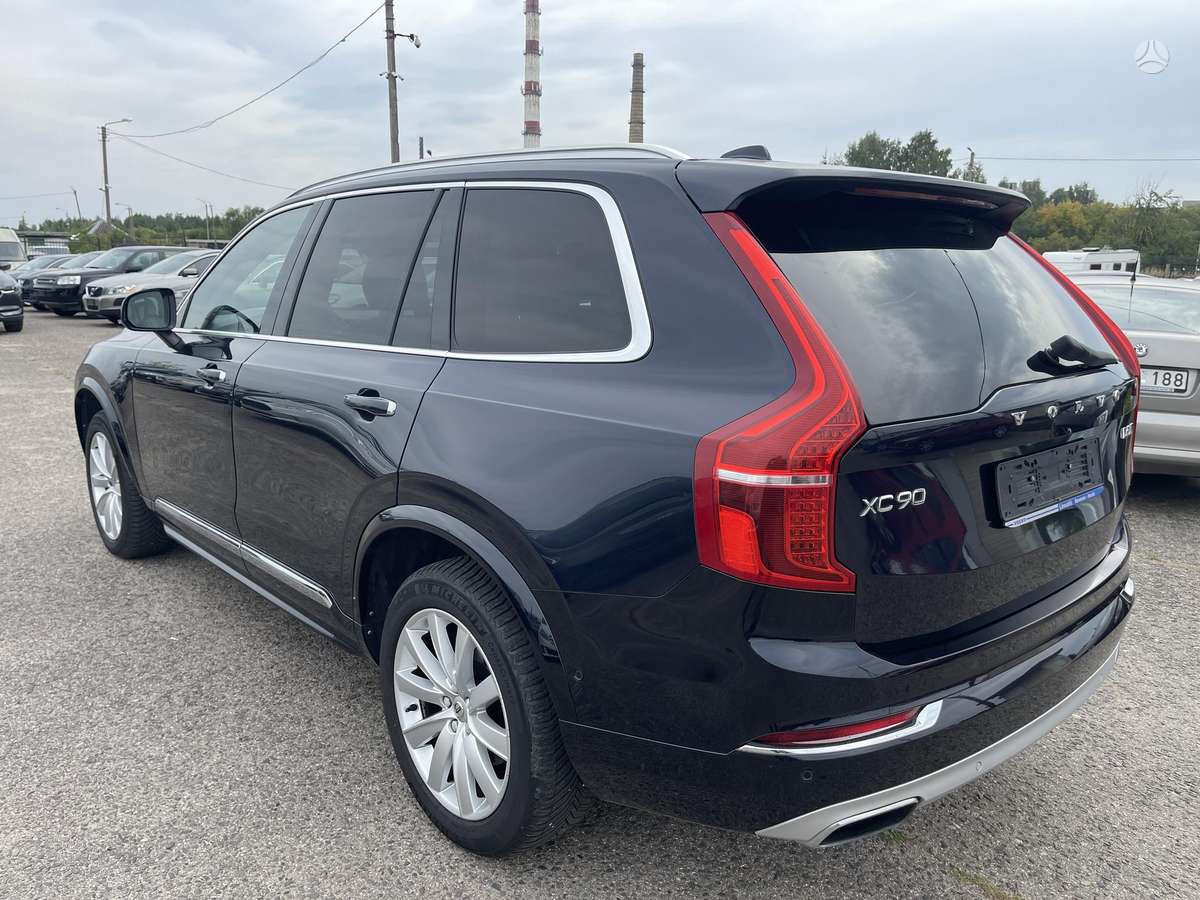 Volvo XC90 - 7