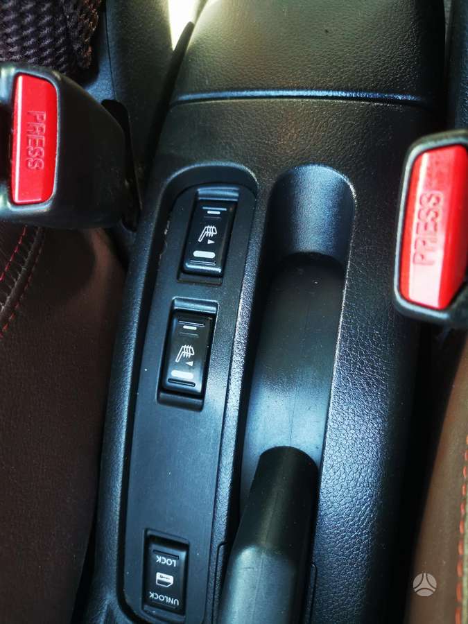 Nissan Note, 1.6 l., Хэтчбек