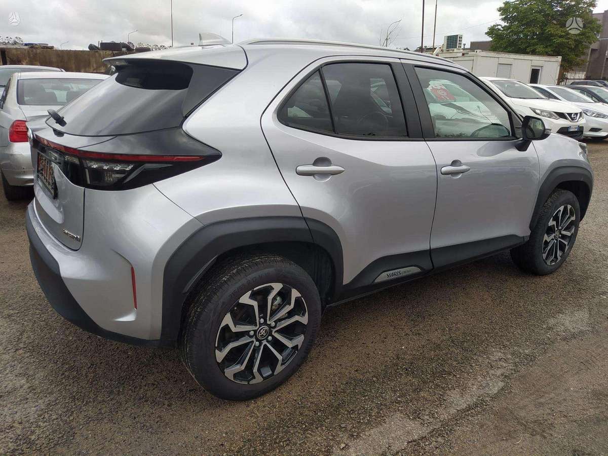 Toyota Yaris Cross - 12