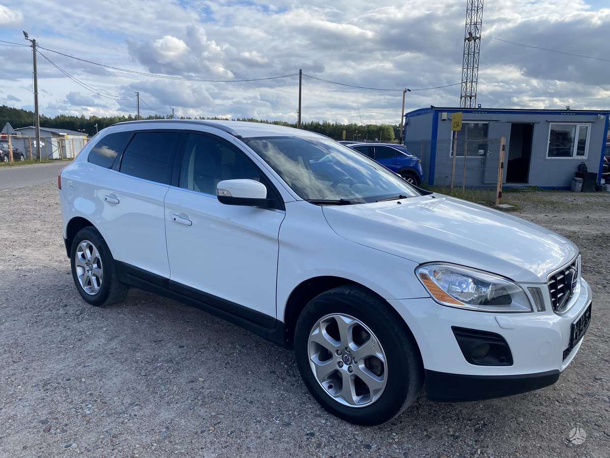 Volvo XC60 - 1