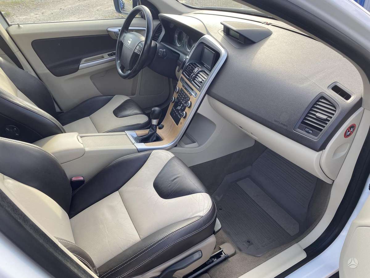 Volvo XC60 - 12