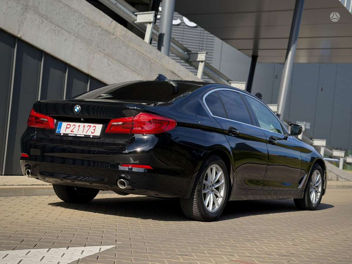 BMW 520, 2.0 l., Седан