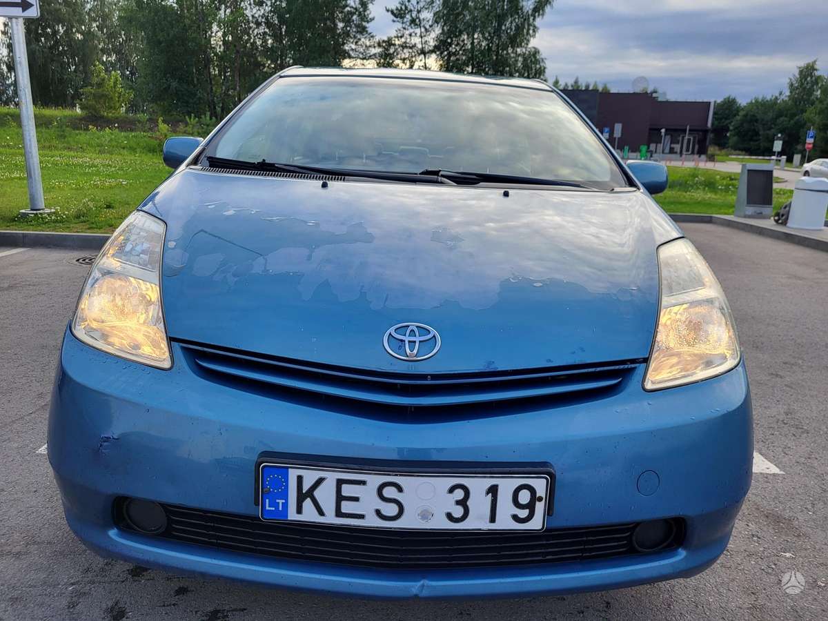 Toyota Prius - 5