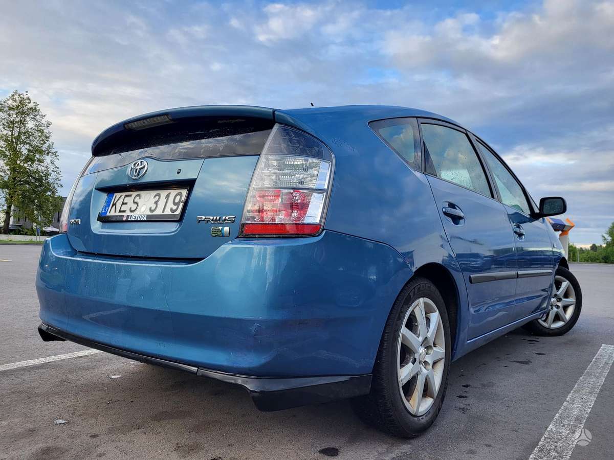 Toyota Prius - 7