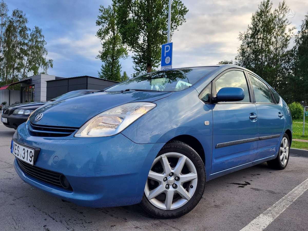 Toyota Prius - 9