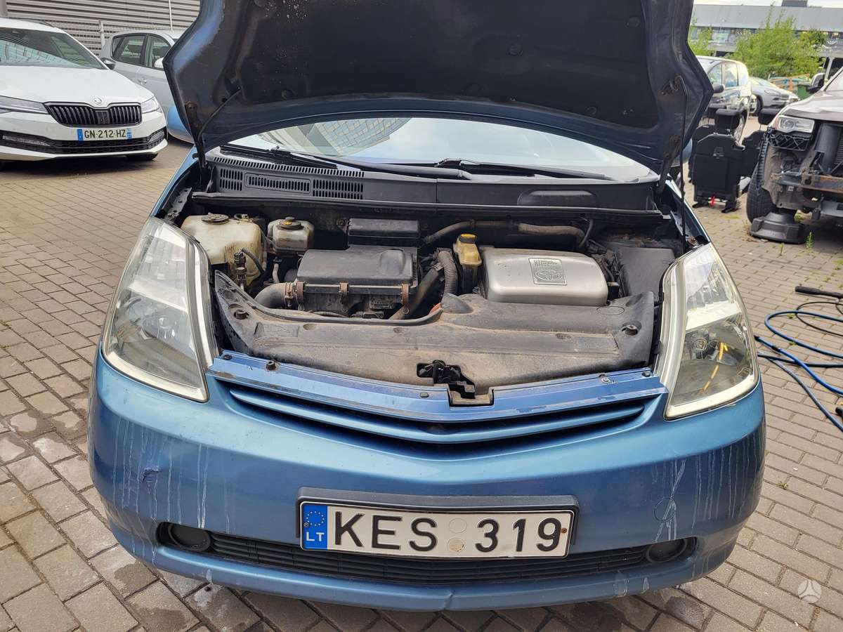 Toyota Prius - 11
