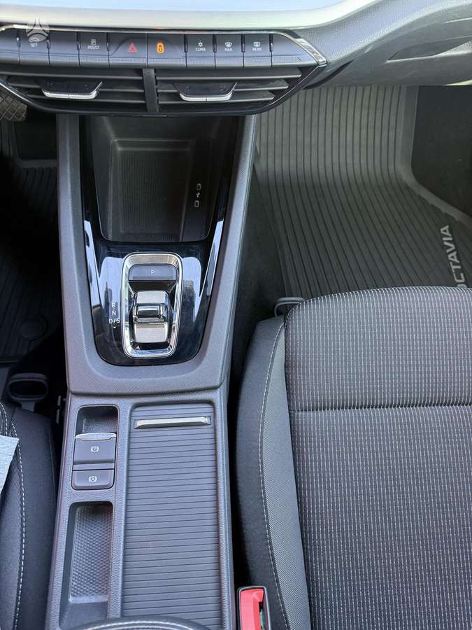 Škoda Octavia - 12