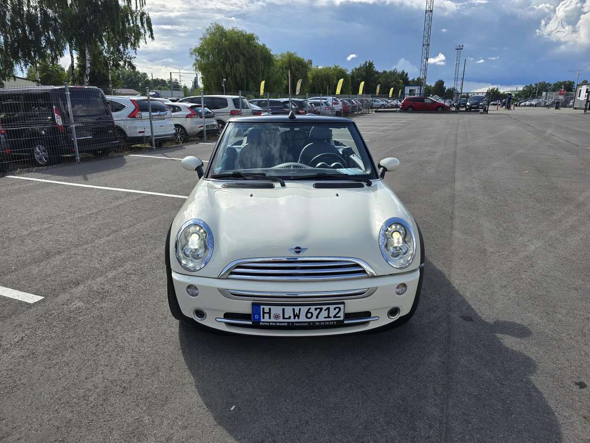 Mini Cooper, 1.6 l., convertible