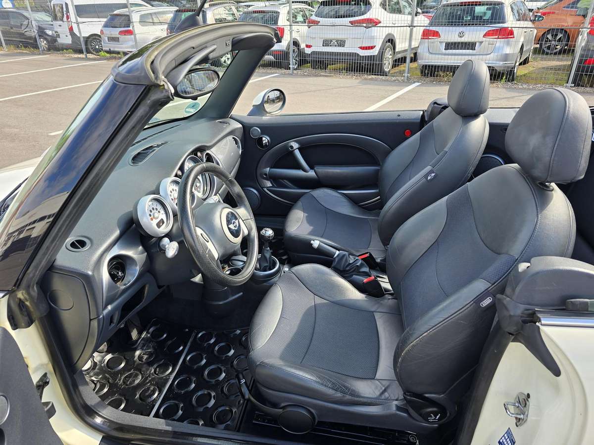 Mini Cooper, 1.6 l., convertible