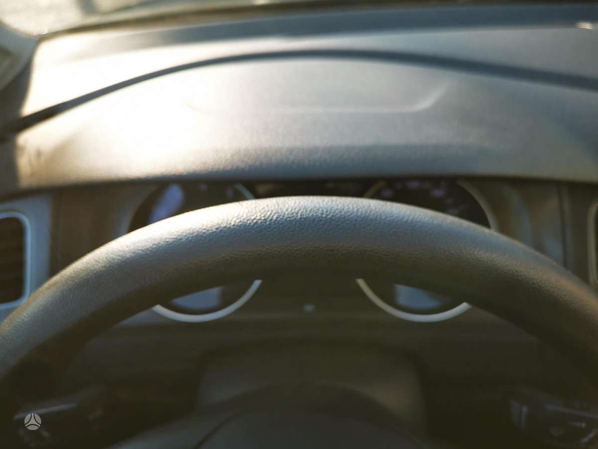 Volkswagen Golf, 1.2 l., Универсал
