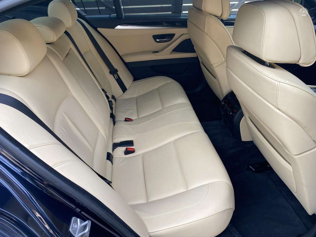 BMW M550, 3.0 l., Седан