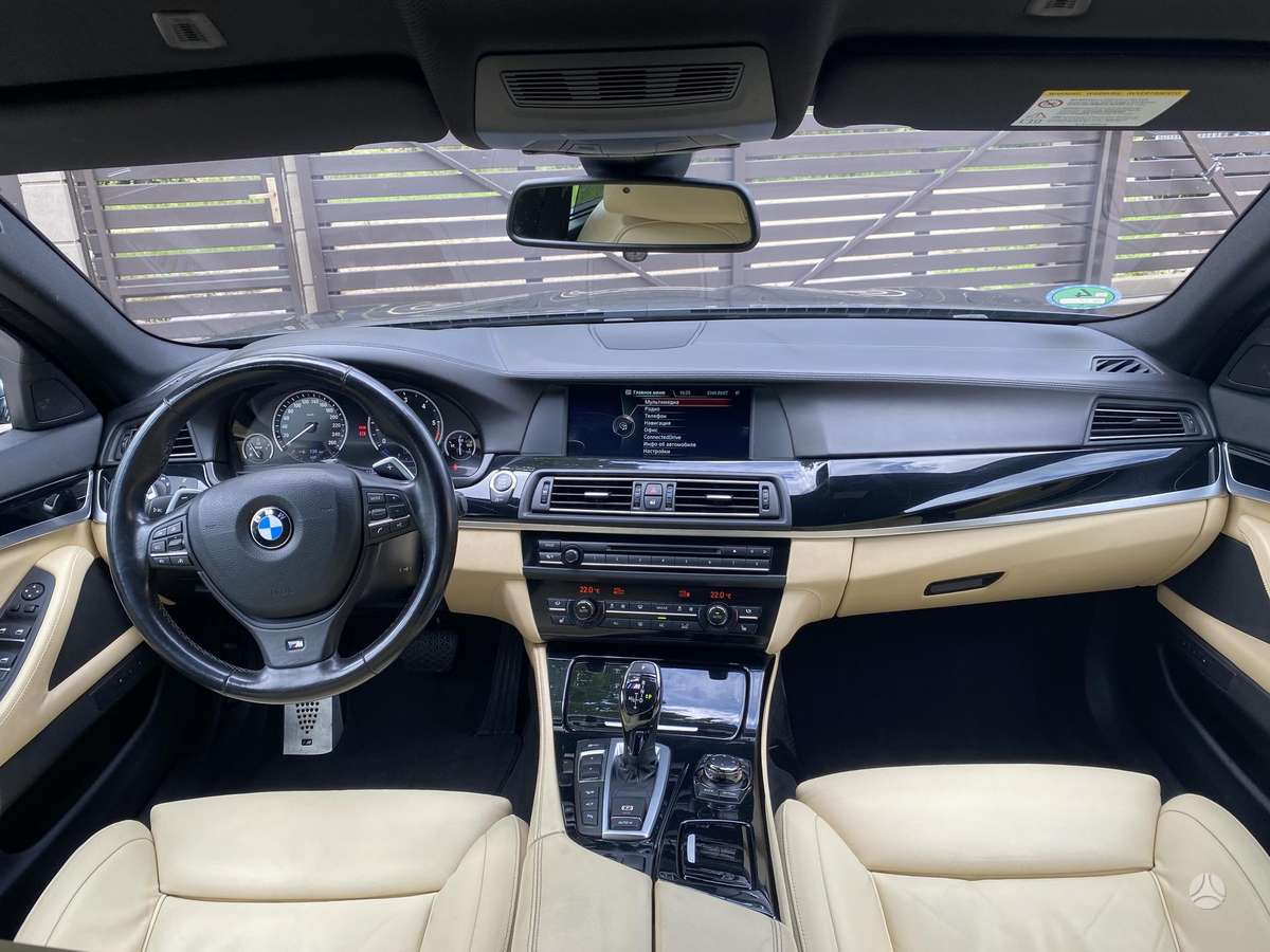 BMW M550, 3.0 l., Седан
