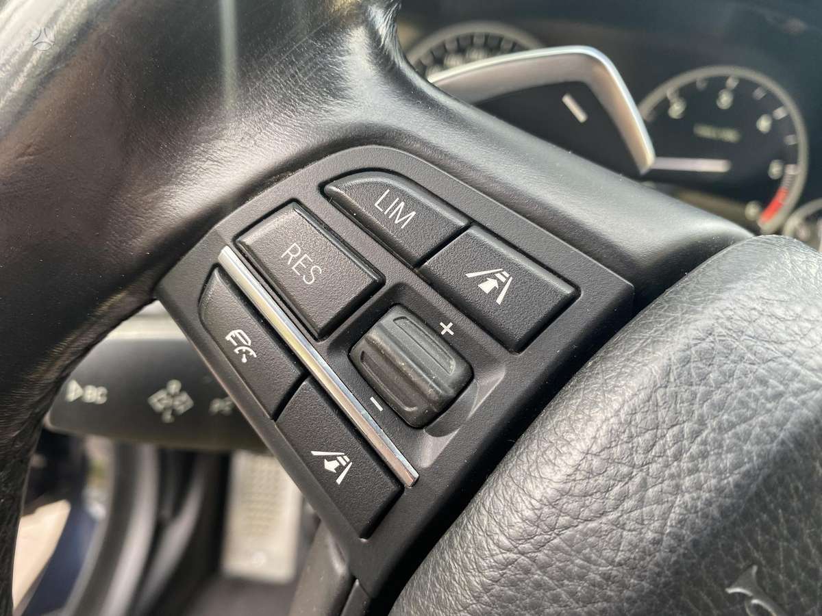 BMW M550, 3.0 l., Седан