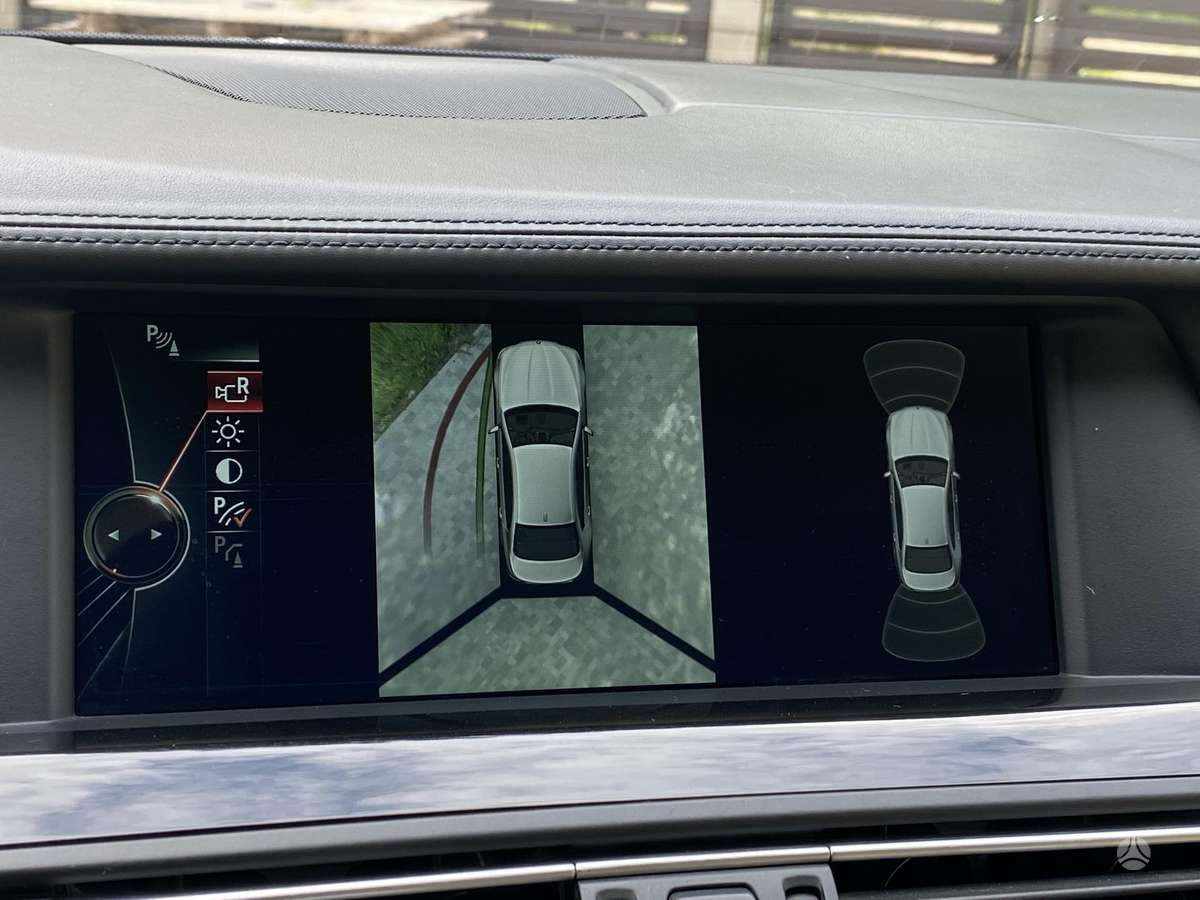 BMW M550, 3.0 l., Седан