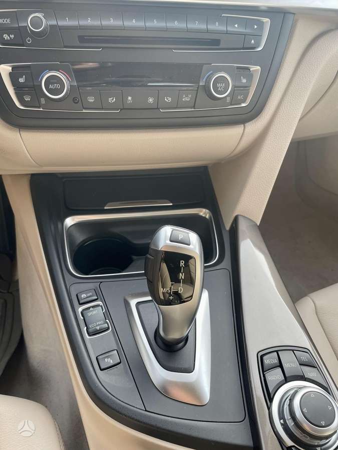 BMW 320, 2.0 l., wagon