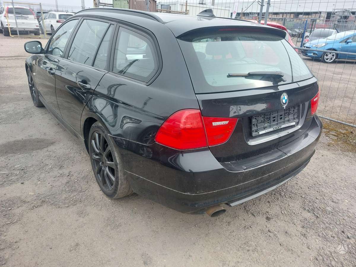 BMW 320, 2.0 l., Универсал