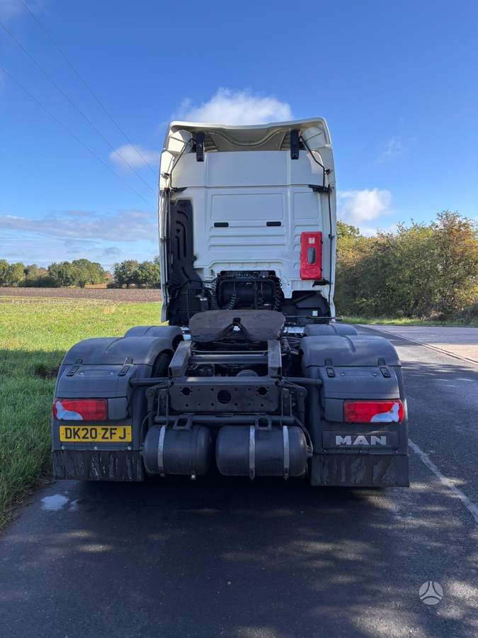 MAN TGX 470, double sleeper