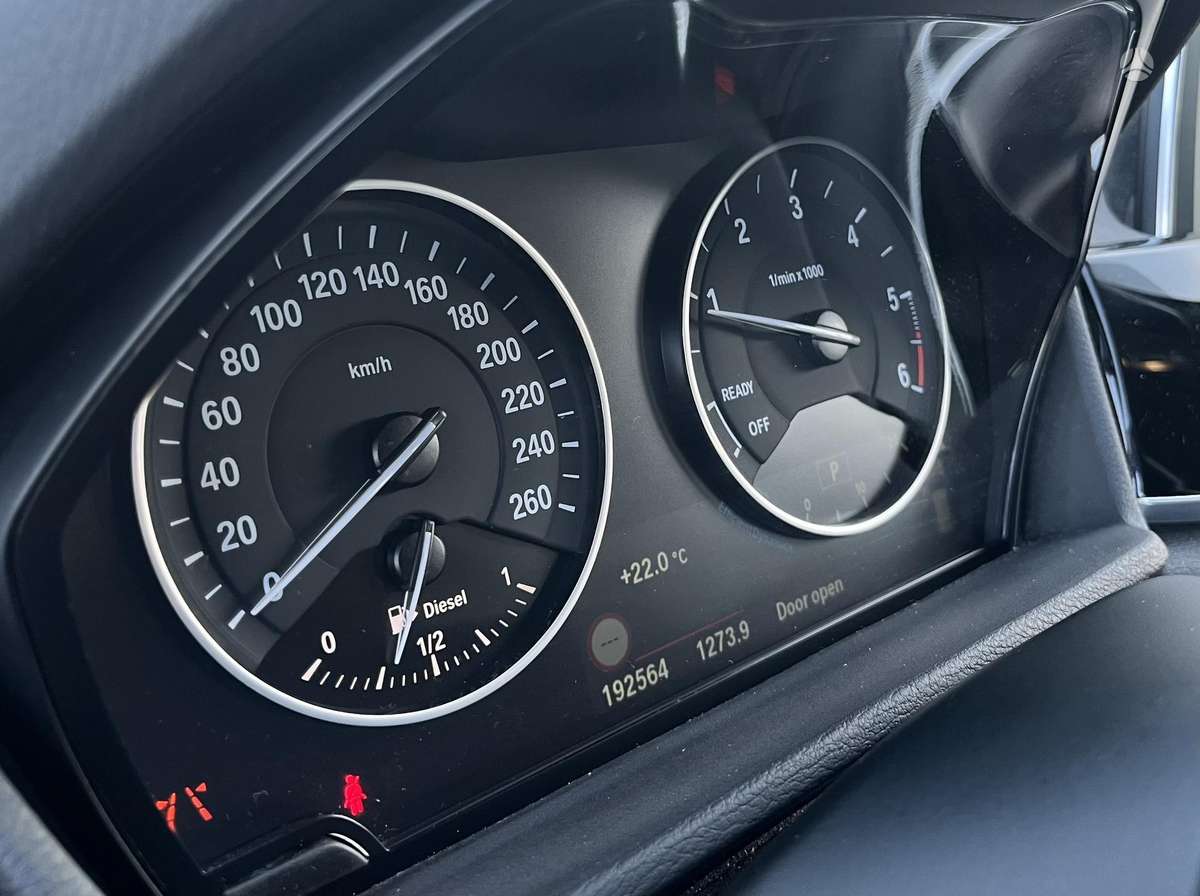 BMW X1, 2.0 l., Внедорожник / Кроссовер
